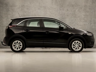 Opel Crossland X Opel Crossland X 1.2 Turbo Innovation Sport 131Pk (APPLE CARPLAY, GROOT NAVI, CLIMATE, KEYLESS, LM VELGEN, LEDER, SPORTSTOELEN, TREKHAAK, CRUISE, PARKEERSENSOREN, NIEUWE APK, NIEUWSTAAT) - afbeelding nr 4
