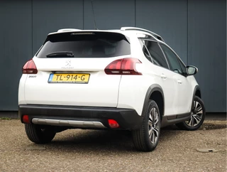 Peugeot 2008 Peugeot 2008 1.2 PureTech Allure, (111 PK) Dealer-Onderh. BOVAG-Garantie. NL-Auto. - afbeelding nr 3