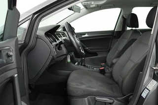 Volkswagen Golf Volkswagen Golf 1.0 TSI Comfortline | Carplay | Navigatie |  Adaptive cruise | Climate control | PDC | Bluetooth | Comfortstoelen | LED - afbeelding nr 4