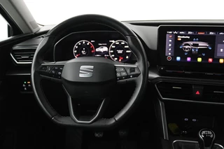 SEAT Leon Seat Leon 1.5 TSI FR Ultimate Edition (ACHTERUITRIJCAMERA, STOELVERWARMING, NAVIGATIE, STUURVERWARMING, CRUISE, PARKEERSENSOREN) - afbeelding nr 4
