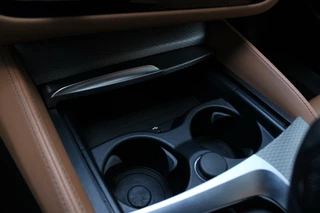 BMW 5 Serie BMW 5-serie 520i High Executive M-Sport | Schuifdak | H&K | Trekhaak - afbeelding nr 40