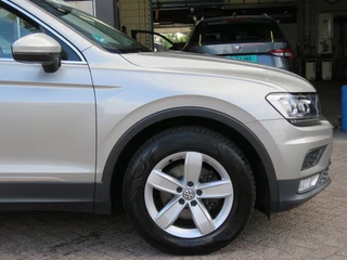 Volkswagen Tiguan Volkswagen Tiguan 1.4 TSI CON. SERIES / Led / Navi / Wegklap.haak / BOVAG garantie - afbeelding nr 46