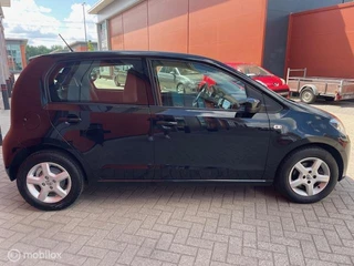 Volkswagen up! Volkswagen Up! 1.0  BlueMotion 5 DRS 96.000 KM NAP ZWART METALL - afbeelding nr 8
