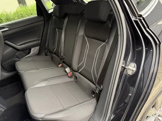 Volkswagen Polo Volkswagen Polo 1.0 TSI Highline 116PK NAP Automaat LED Camera Carplay PDC Keyle - afbeelding nr 12