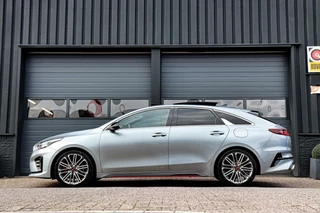 Kia ProCeed Kia ProCeed 1.6 T-GDI GT /LED/PANODAK/STUUR+STOELVERW./CAMERA/KEYLESS/JBL-SOUND/MEMORY! - afbeelding nr 2