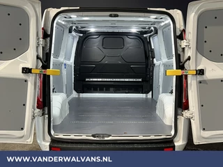 Ford Transit Custom Ford Transit Custom 2.0 TDCI L2H1 Euro6 Airco | Navigatie | Camera | LED | Cruisecontrol | Verwarmde voorruit 2800kg trekvermogen, Stoelverwarming, Parkeersensoren, Bijrijdersbank - afbeelding nr 3