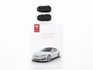 Tesla Model S (INCL-BTW) *PANO | NAPPA-FULL-LEATHER |  FULL-LED | NAVI-FULLMAP | SURROUND-VIEW | KEYLESS |  AUTO-PILOT | LANE-ASSIST | DAB | DIGI-COCKPIT | SPORT-SEATS | 19