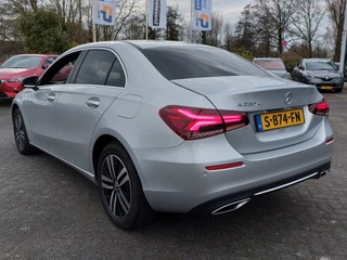 Mercedes-Benz A-Klasse 250e Plug-In Hybrid Luxury Line | Origineel NL | Navi | Apple Carplay+Android Auto | Clima | Cruise | Stoelverwarming | Pdc V+A+Assist+Camera | Privacy Glass | 17''lm - afbeelding nr 5