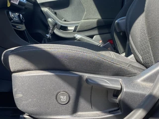 Ford Puma Ford Puma 1.0 EcoBoost Hybrid Titanium 125pk | Comfort pakket | Winterpack | Panoramadak | Trekhaak | Adaptieve Cruise | BLIS - afbeelding nr 35
