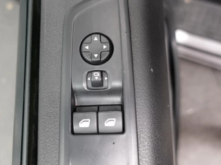 Opel Vivaro Opel Vivaro 1.5 CDTI L3H1 Dubbele Cabine 145PK Automaat Trekhaak Navigatie Airco Parkeersensoren Camera Cruise control - afbeelding nr 10