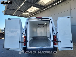 Renault Master Renault Master 150PK Koelwagen Vriezer -18 Carrier Xarios 200 230V stekker LED Camera Parkeersensoren Airco Cruise Vries Koeler Kühlwagen Kühler Frigo 12m3 Airco Cruise control - afbeelding nr 3