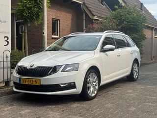 Škoda Octavia Škoda Octavia Combi 1.6 TDI Greentech Clever Edition Lichtmetalen velgen/Cruise Control/Parkeersensoren - afbeelding nr 3