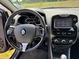 Renault Clio Renault Clio 0.9 TCE NIGHT&DAY / Navigatie / Cruise control / Historie aanwezig. - afbeelding nr 20