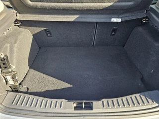 Ford Focus Ford Focus 1.0 Trend Edition Airco | Bluetooth | Navigatie | PDC achter | Multifunctioneel stuurwiel | Nette auto! - afbeelding nr 11