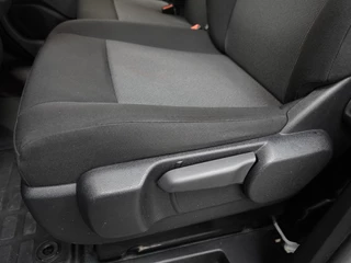 Opel Vivaro Opel Vivaro 2.0 CDTI L2H1 145PK Edition Automaat Airco  App connect Trekhaak Navigatie Cruise - afbeelding nr 10