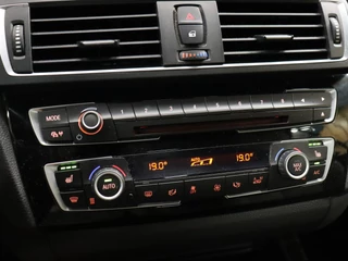 BMW 2 Serie BMW 2 Serie Cabrio 220i High Executive [CAMERA, VOL LEDER, STOELVERWARMING, PDC V+A, BLUETOOTH, CRUISE, CLIMATE, NIEUWSTAAT] - afbeelding nr 15