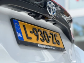 Toyota Yaris Toyota Yaris 1.5 Hybrid Executive Panoramadak, Afneembare trekhaak, Full option! , All-in Rijklaarprijs - afbeelding nr 11