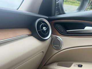 Alfa Romeo Stelvio Alfa Romeo Stelvio 2.0 T Q4 Luxery, 320pk, 20