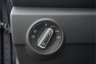 Volkswagen T-Roc Volkswagen T-Roc Cabrio 1.5 TSI R-Line ACC CarPlay Virtual Cockpit 18