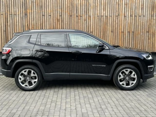 Jeep Compass Jeep Compass 1.4 MultiAir Limited 4x4 Automaat | Half/leer | Stoelverwarming | Stuurverwarming | Navigatiesysteem | Apple CarPlay | LED verlichting | Adaptieve cruise control | Achteruitrijcamera | Parkeersensoren voor en achter - afbeelding nr 28