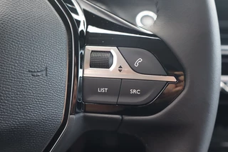 Peugeot 208 Peugeot 208 1.2 PureTech Allure Pack Adap-Cruise I Carplay I Camera - afbeelding nr 31