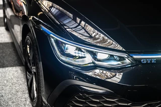 Volkswagen Golf Volkswagen Golf 1.4 eHybrid GTE | Pano | IQ Light | Dodehoek - afbeelding nr 36