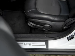 MINI Countryman | Pano | Colorline Black | Climate Control | Cruise Control | Stoelverwarming | Trekhaak afneembaar | Leer - afbeelding nr 36