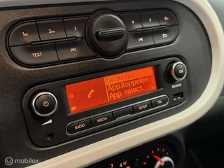 Renault Twingo Renault Twingo 1.0 SCe Collection AIRCO / CRUISE / LED / D.GLAS - afbeelding nr 10