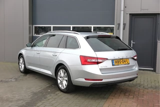 Škoda Superb , Keyless ,Carplay, Stuurwiel multifunctioneel,etc. slechts 11000 km !! Fabrieksgarantie t/m 03-2026 - afbeelding nr 12