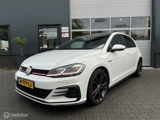 Volkswagen Golf Volkswagen Golf 7.5 2.0 TSI GTI DSG Automaat / Pano / ACC - afbeelding nr 2