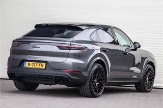 Porsche Cayenne - afbeelding nr 2