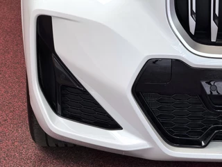 BMW X1 BMW X1 XDRIVE 25E M-SPORT LED ELEK.KLEP NAVI STOELVERW M-SHADOW LINE CARPLAY/ANDROID ZWARTE.HEMEL 10/2024 PHEV PLUG IN HYBRID AWD 4X4 4WD - afbeelding nr 75