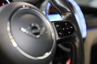 MINI Cooper Cabrio Mini Mini Cabrio 1.5 Cooper JCW Pakket / Aut / Navi / Cc / Leder / Digital Cockpit / Sfeerverlichting / Windscherm / Led / Pdc - afbeelding nr 41