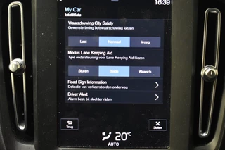Volvo XC40 Volvo XC40 T2 129 Aut. Momentum Core | Park Assist | Navigation Tech - afbeelding nr 31