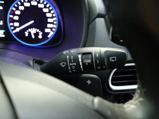 Hyundai Kona Hyundai Kona 1.6 GDI HEV Fashion Sky | Navigatie | Trekhaak | Camera | - afbeelding nr 30