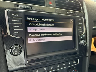 Volkswagen Golf Volkswagen Golf 1.4 TSI GTE | Camera | Park Pilot | Stoelverwarming - afbeelding nr 35