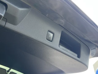 Ford Kuga Ford Kuga 2.5 PHEV ST-Line X 225pk | Wegklapbare Trekhaak | Winter Pack | Driver Assistance Pack | Head-Up Display | - afbeelding nr 12