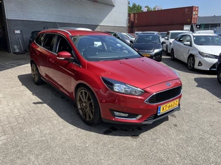 Ford Focus Ford Focus Wagon 1.0 Titanium - afbeelding nr 1
