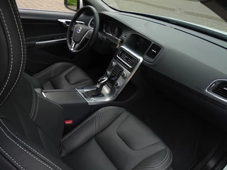 Volvo S60 Volvo S60 1.5 T2 122PK Nordic+ / R-Design / LED 2016 *NAP* - afbeelding nr 15