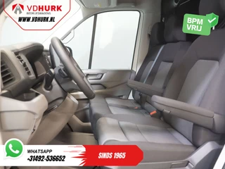 Volkswagen Crafter Volkswagen Crafter 35 140 pk DSG Aut. L3H3 BPM VRIJ! LED/ Virtual Cockpit/ Camera/ Cruise/ Carplay/ Gev.Stoel - afbeelding nr 12