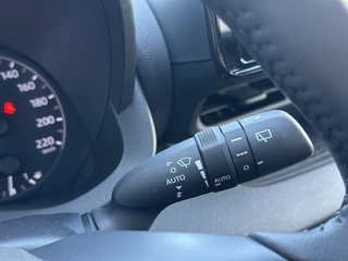 Toyota Yaris Toyota Yaris 1.5 VVT-i Style / Facelift / Apple carplay / Privacy glass - afbeelding nr 23