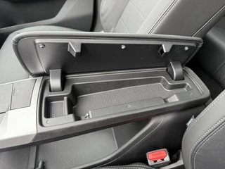 BMW iX1 BMW iX1 eDrive20 67 kWh 204pk | X-Line | Travel Pack  | Innovation Pack | Adaptieve cruise controle | HiFi System Harman Kardon | Panoramadak | Head up Display - afbeelding nr 29
