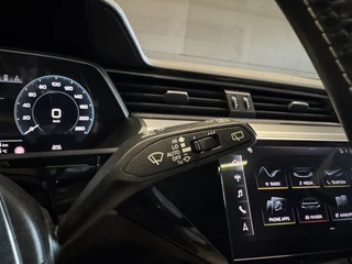 Audi e-tron Audi e-tron e-tron 50 quattro | SOH 88% |2x S-Line Black Edition 71 kWh | Pano | Afn. trekhaak | Carplay | Adaptive cruise | Stoelverwarming - afbeelding nr 36
