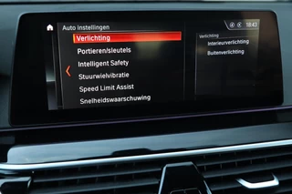 BMW 5 Serie BMW 5-serie Touring 540i xDrive / PANODAK / Soft Close / CAMERA / HUD / KEYLESS - afbeelding nr 25