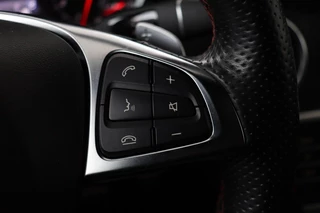 Mercedes-Benz A-Klasse Mercedes-Benz A-klasse 160 AMG Night | Panoramadak | Camera | Full LED |  Navigatie | Trekhaak | Cruise control | Park Assist | Airco | Half leder | Sportstoelen - afbeelding nr 16