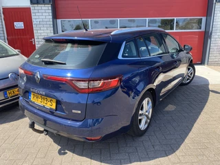 Renault Mégane Estate Renault Mégane Estate 1.5 dCi Eco2 Zen CLIMA / CRUISE / APPLE-ANDROID / NAVI / PDC / LED / TREKHAAK - afbeelding nr 2