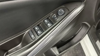 Opel Grandland X Opel Grandland X 1.2 Turbo Business Executive CARPLAY NAVI . - afbeelding nr 18