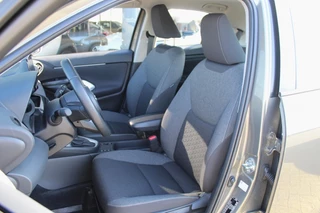 Toyota Yaris Cross Toyota Yaris Cross 1.5 Hybrid Dynamic | Navi | Head Up Display | El. Achterklep | K - afbeelding nr 31