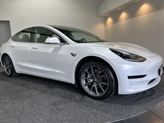 Tesla Model 3 Standard RWD Plus 60 kWh