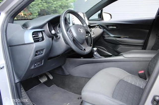 Toyota C-HR Toyota C-HR 1.8 Hybrid Executive Ultimate/Led/Trekhaak/Navi/ - afbeelding nr 16